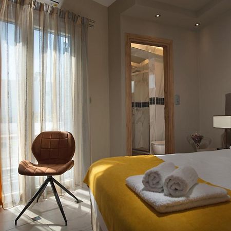 Angelica'S Deluxe Rooms In Adamas Экстерьер фото