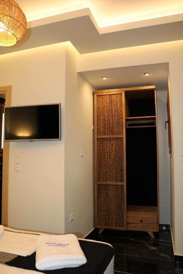 Angelica'S Deluxe Rooms In Adamas Экстерьер фото