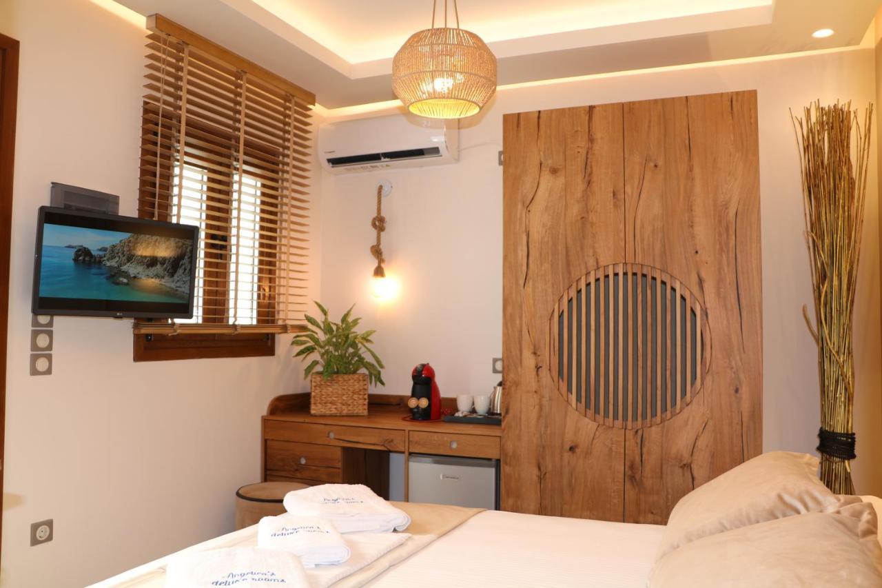 Angelica'S Deluxe Rooms In Adamas Экстерьер фото